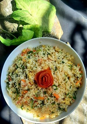 ভেজিটেবল ফ্রাইড রাইস। রেসিপির প্রধান ছবি