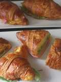 Cruasanes con jamón dulce y paté