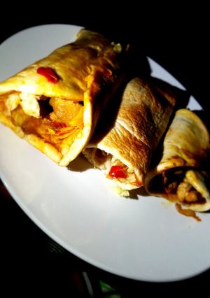 A picture of Mini shawarma's.