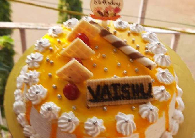 Cakes by Jyoti - Wishing you a very Happy birthday Varsha... | Facebook