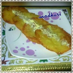 A picture of  Rabdi malpua.