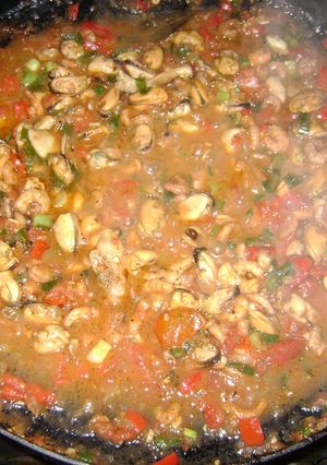 Una foto de Cazuela de mariscos al disco de arado