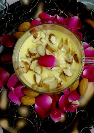 A picture of Kesar Shrikhand.