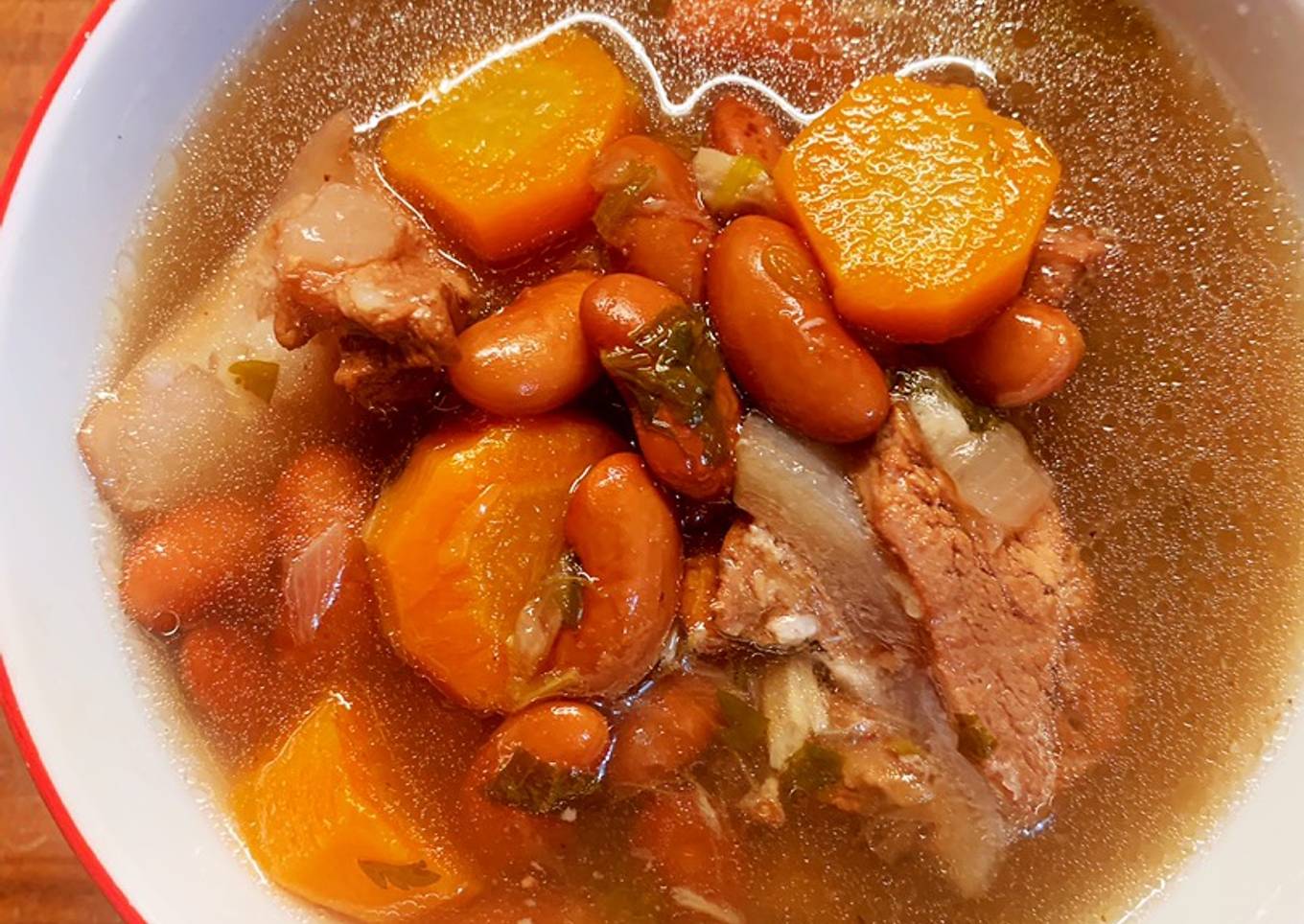 Sop Brenebon (kacang merah)