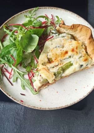 Une photo de Tarte asperges, fromage à raclette