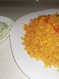 عکسی از دستور دمی گوجه با ماست خیار😜