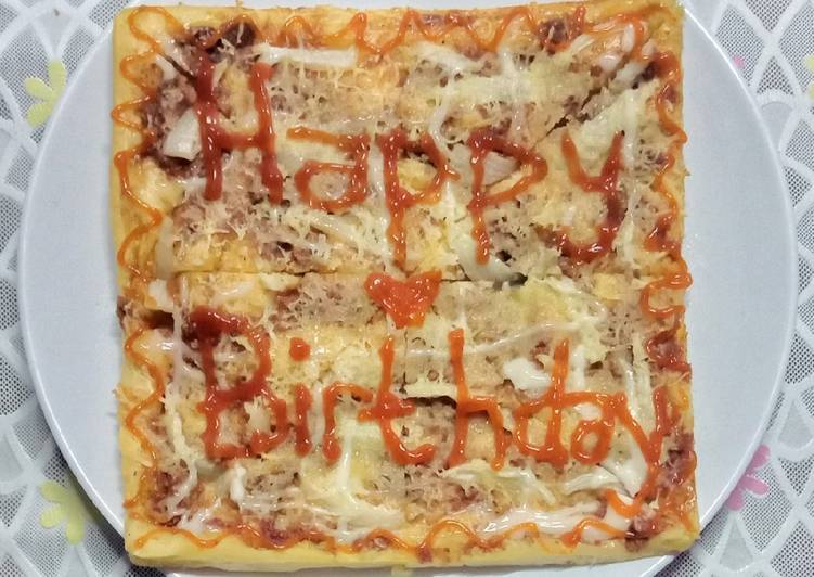 Langkah Mudah untuk Membuat Birthday Pizza (Homemade Otang) yang Sempurna