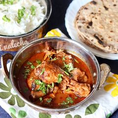 A picture of Chicken curry.