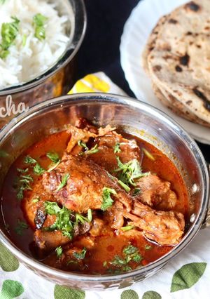 A picture of Chicken curry.