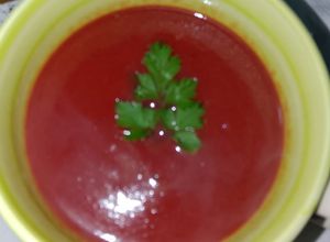 Una foto de Sopa tipo borsch a mi manera