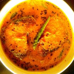 A picture of Fish in Mustard Sauce(Macher Jhaal).
