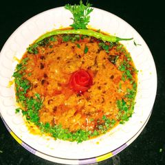 A picture of Rajasthani Besan gatte curry.