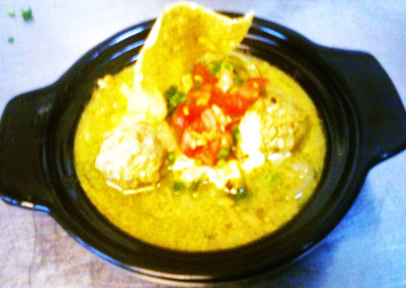 Albondigas en caldillo verde