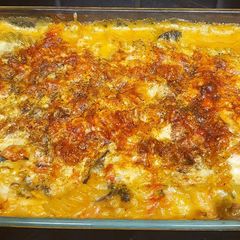 A picture of Cheesy Chicken Pasta Bake.
