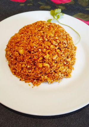 A picture of Peanut coconut chutney.