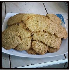 A picture of Oatmeal Cookies.