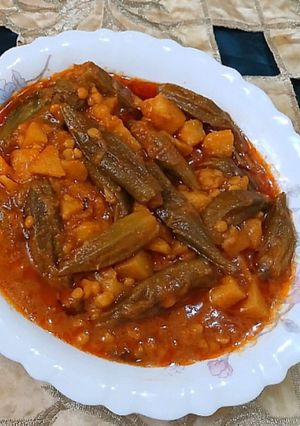 عکسی از دستور خورشت بامیه ولپه بدون گوشت