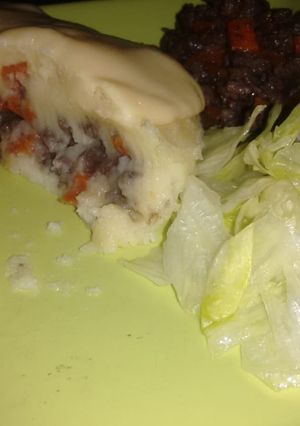 Una foto de Bombas de papa con carne al vino tinto (Súper Económicas)