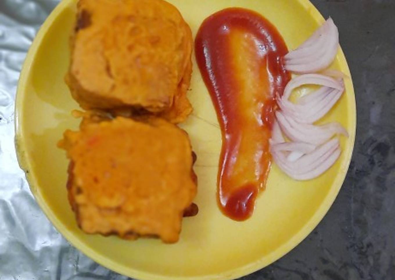3 layered Ringo snacks