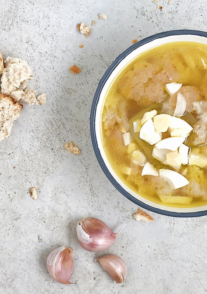 Una foto de Sopa de ajo en Thermomix