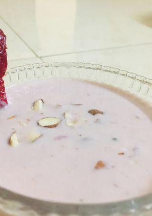 A picture of Strawberry Rabdi.