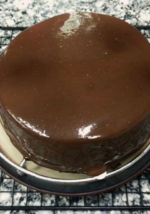 A picture of Chocolate mirror glaze cake.