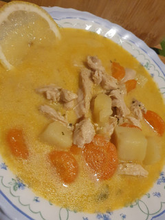 Kókusztejszínes raguleves recept fotója