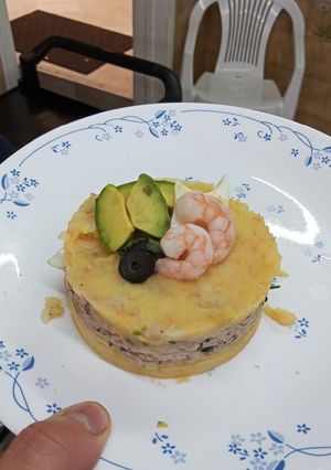 Una foto de Causa limeña