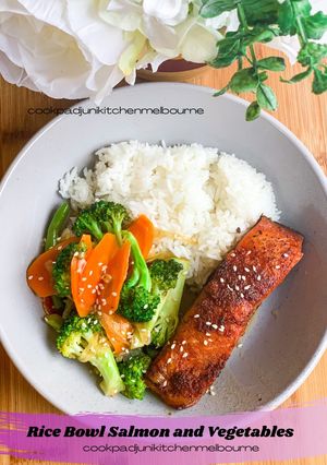 Foto resep Rice Bowl Salmon & Vegetables
