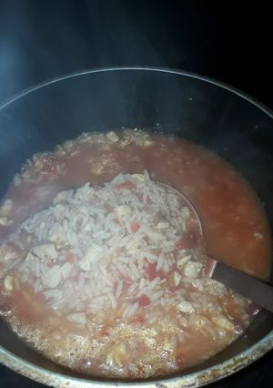 Una foto de Guiso de pollo rápido, barato y multiuso