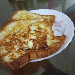 A picture of French toast.