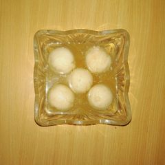 A picture of Rasgulla.