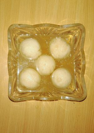 A picture of Rasgulla.