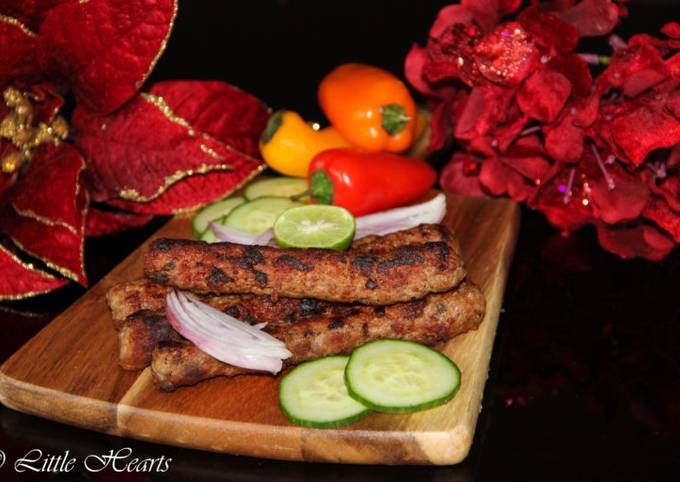 Seekh Kebabs / Pakistani Style Spicy Grilled Ground Meat Skewers