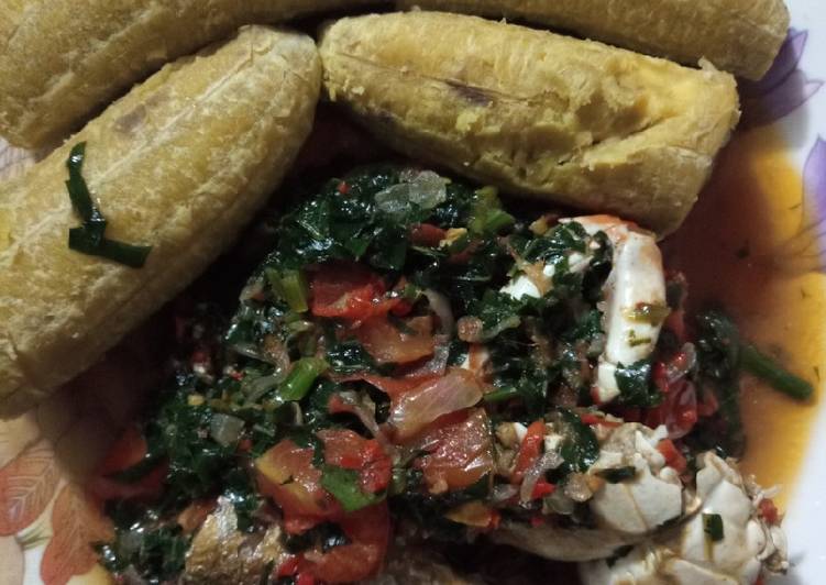 Step-by-Step Guide to Make Homemade Boiled plantain&amp;vegetable sauce