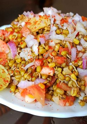 A picture of Sprouts Bhel.