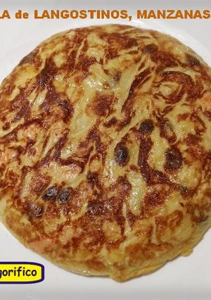Una foto de Tortilla de Manzana, Langostinos y Pasas