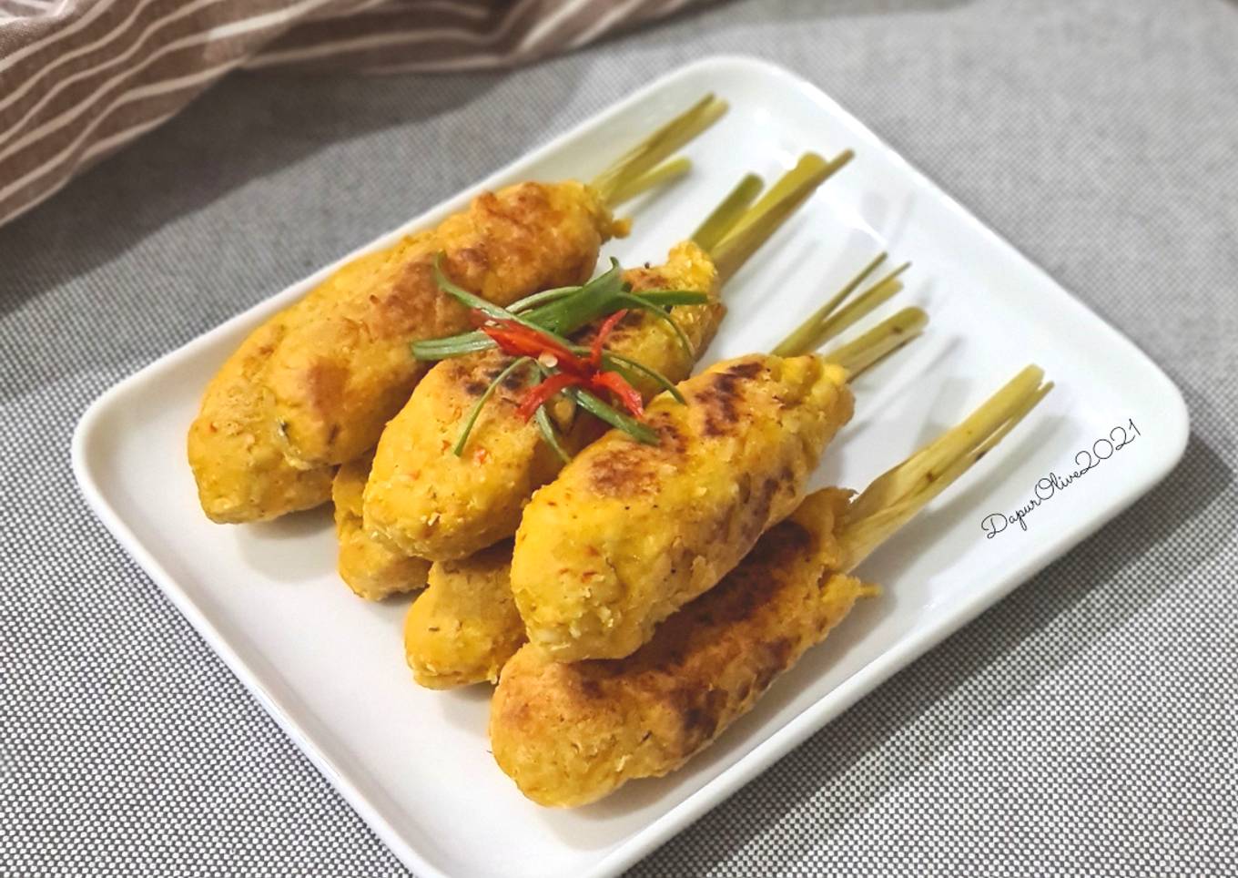 Sate Lilit Tempe