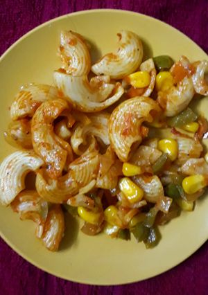 A picture of Macaroni.