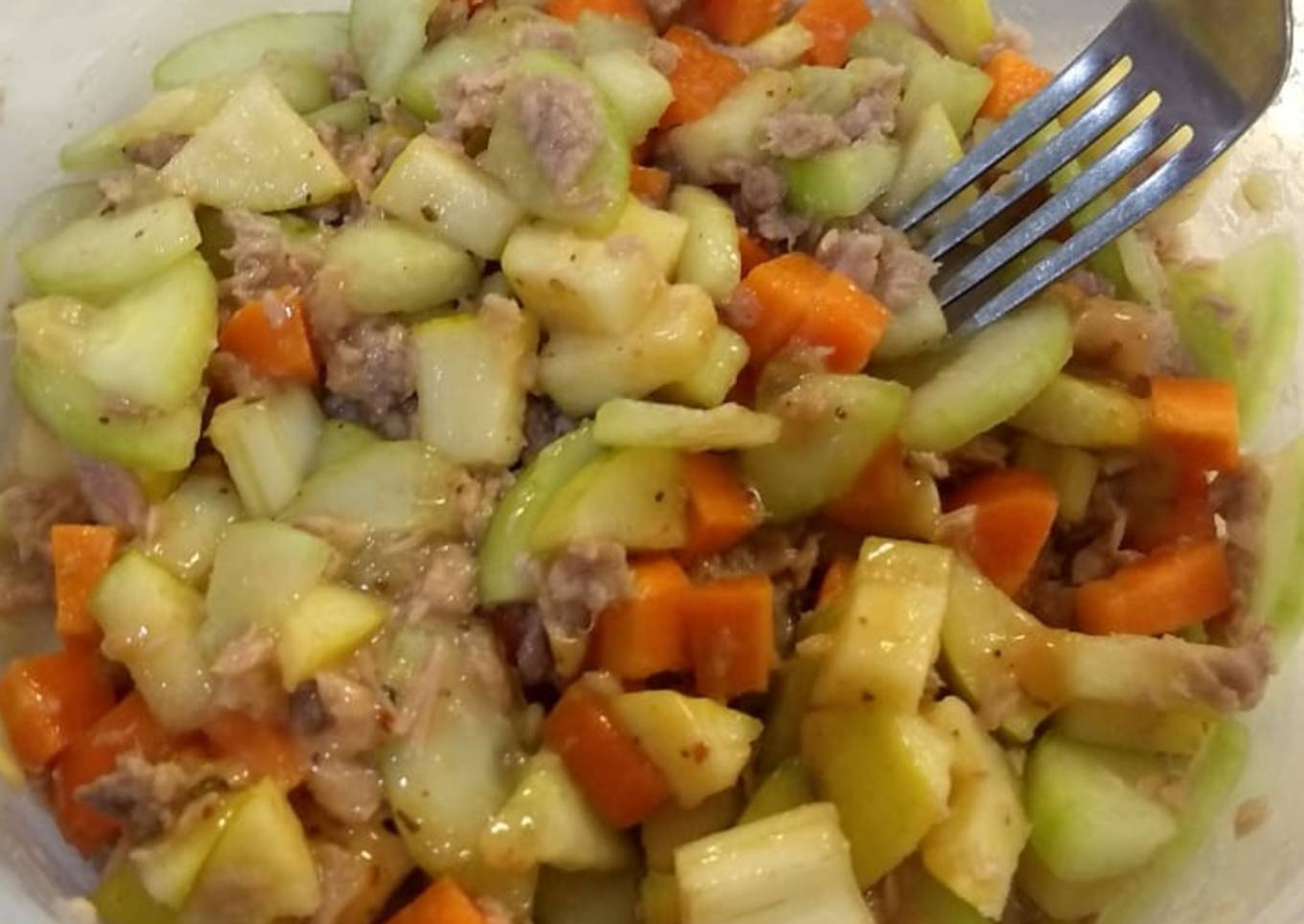 Ensalada de atún improvisada