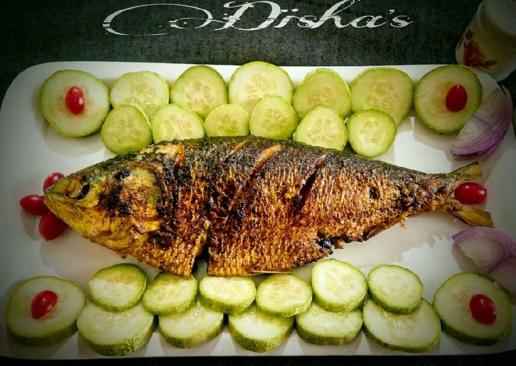 Stuffed and roasted Hilsa