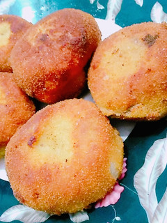 A picture of Potato qeema patties.