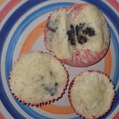 A picture of Fluffy Mini Oreo Cupcakes Recipe (In a Microwave).