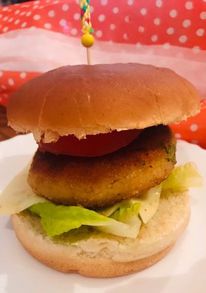 A picture of Chicken Burger.