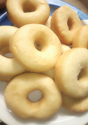 A picture of Plain doughnut.