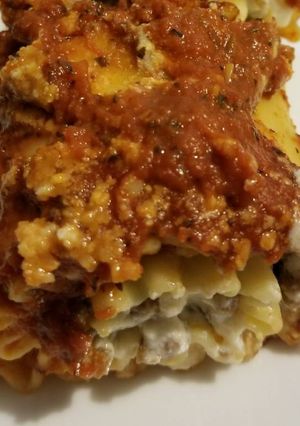 A picture of Italian Sausage Lasagna Roll-Ups.