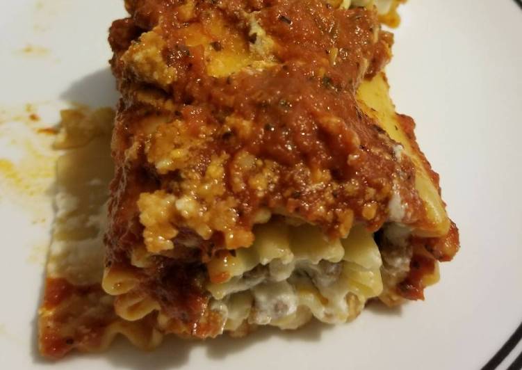 Simple Way to Prepare Speedy Italian Sausage Lasagna Roll-Ups