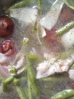 A picture of Green bean soup.