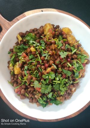 A picture of KALA CHANA CHAAT..