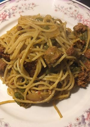 Una foto de Spaghetti con chorizo y nopales